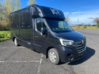 New Renault Master 165 BHP Manual BMW Sapphire Black / BMW Brown Leather 3-Seater